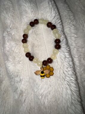 Bee Charm Beaded Bracelet in Honey Yellow & Brown